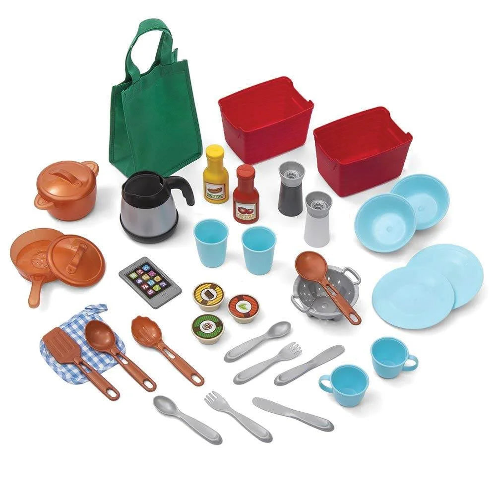 2025 Step2 Große Gourmet-Spielküche für Kinder in Weiß und Braun mit 35 Zubehörteilen