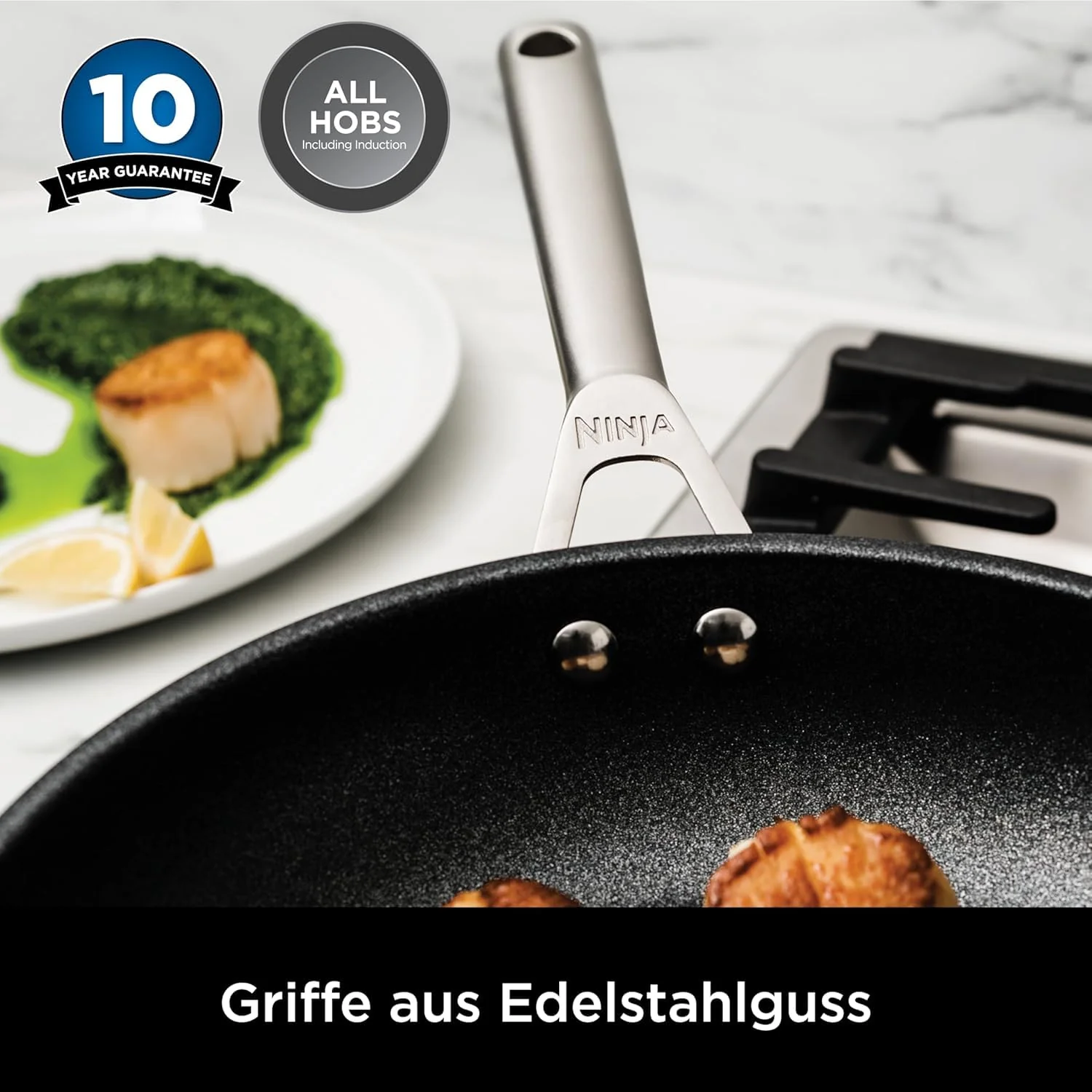 2025 Ninja Foodi MAX Dual Zone Airfryer. 9,5 L kobber/sort. AF400EUCP + Ninja StaySharp hvidt knivsæt. K62006EUWH + Ninja Foodi ZEROSTICK 28 cm stegepande i rustfrit stål. C60028EU