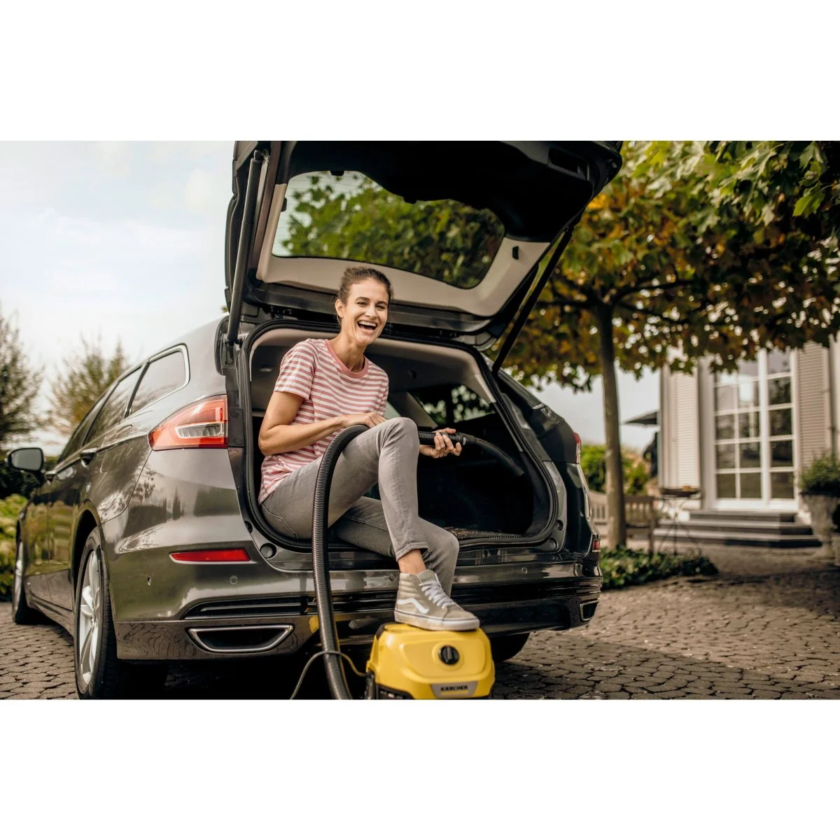 WD 3 Staubsauger (Modelljahr 2025) – Kompakte Leistung für ununterbrochene Nass- und Trockenreinigung