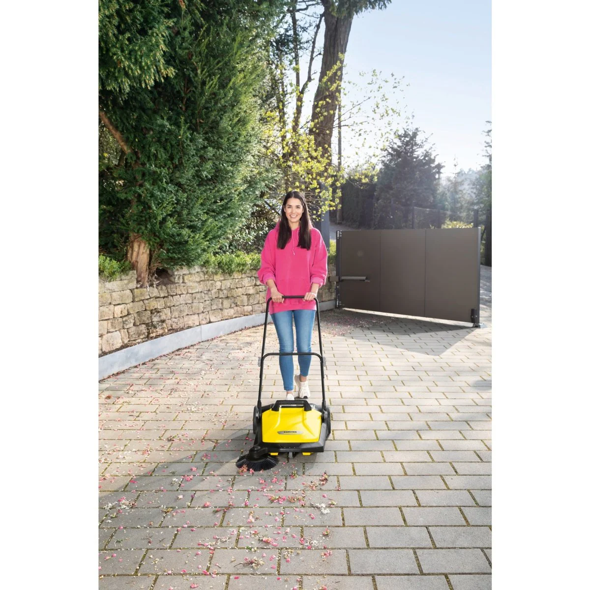 Balayeuse manuelle 2025 S 4 : Nettoyage efficace toute l’année dans les espaces restreints et étroits