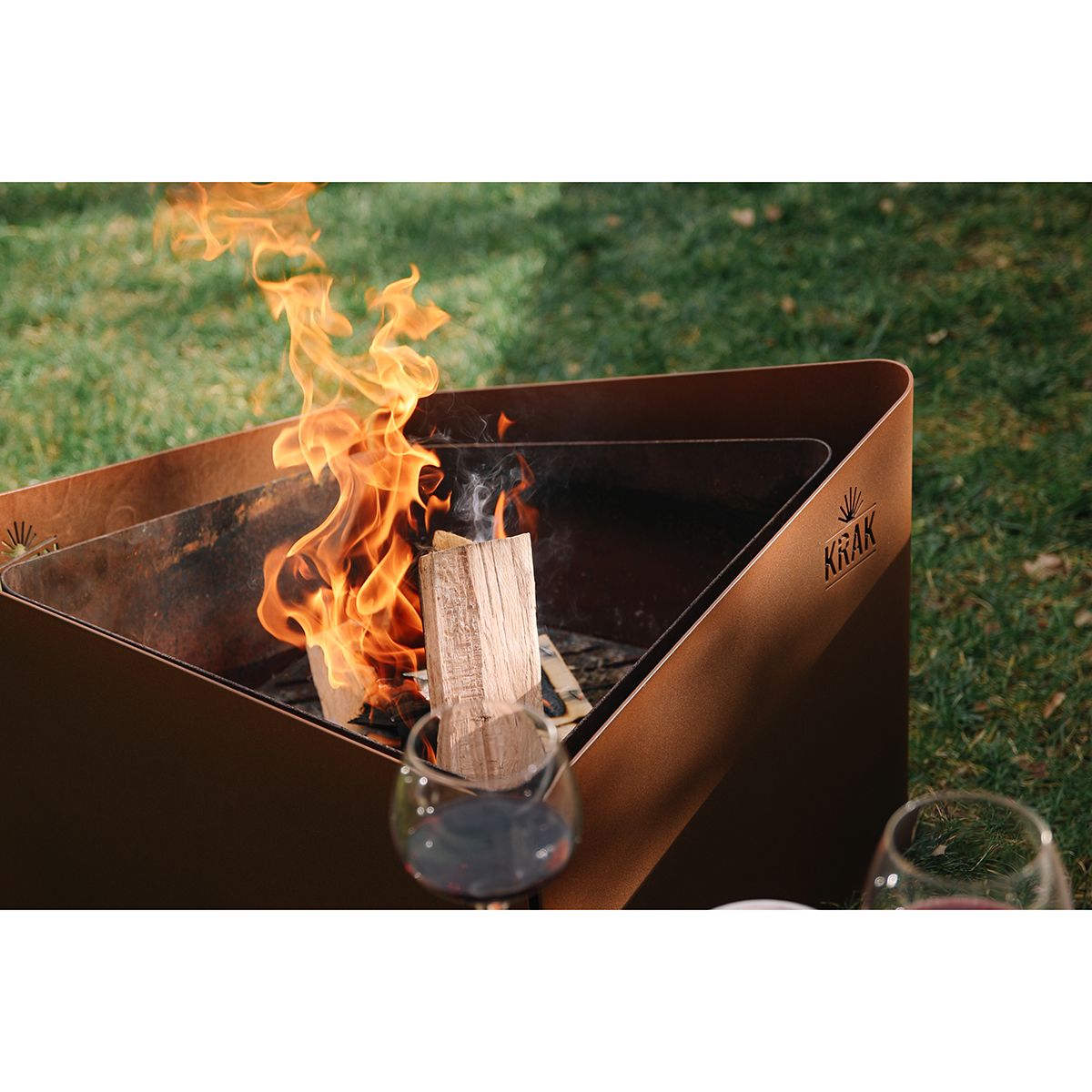 Krak Holzfeuerschale + Grill 79 x 69 cm – Levant + Grill Fleur De Rouille