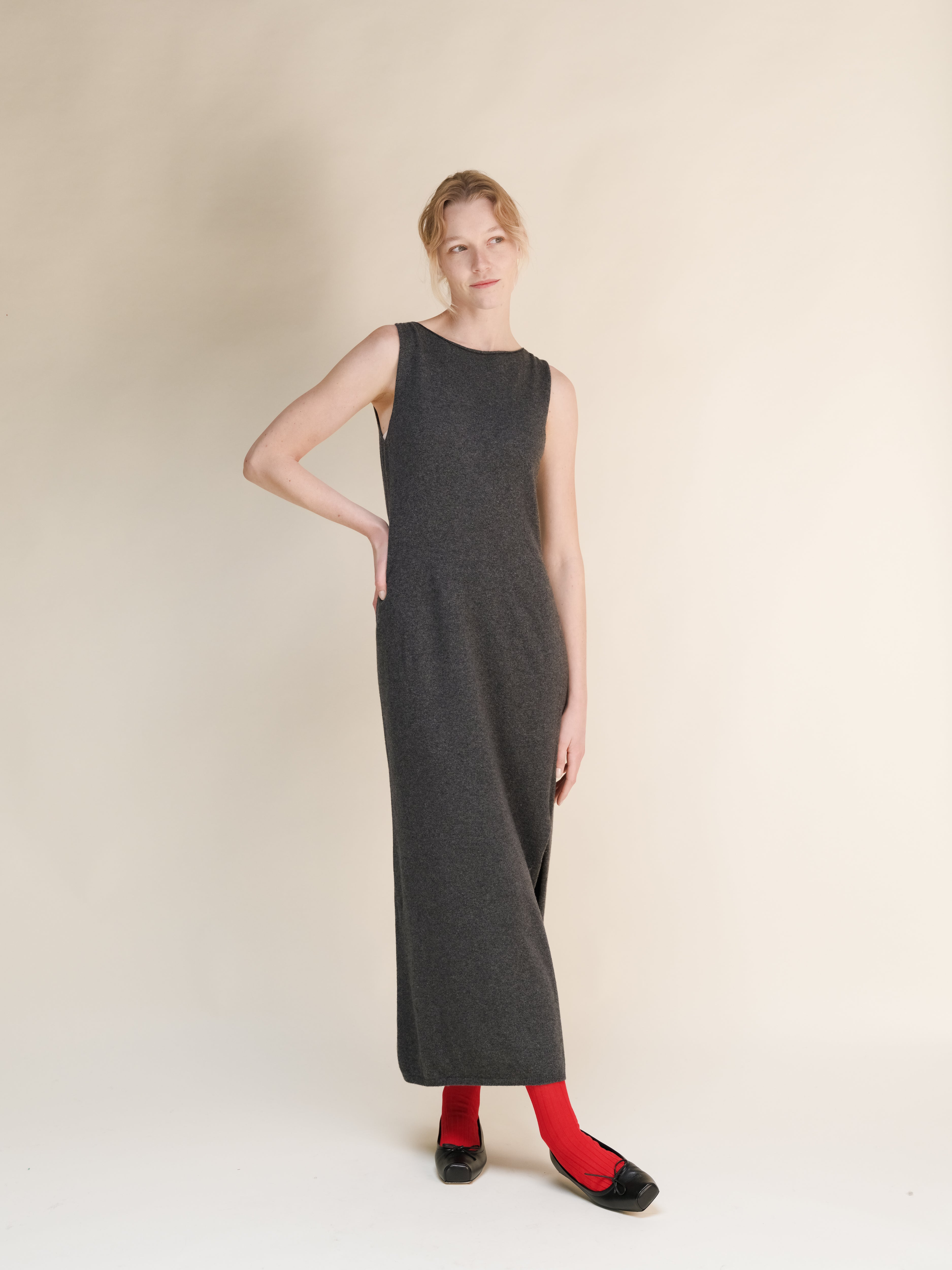 Cashmere Blend Boat Neck Sleeveless Dress (3D-Knit)