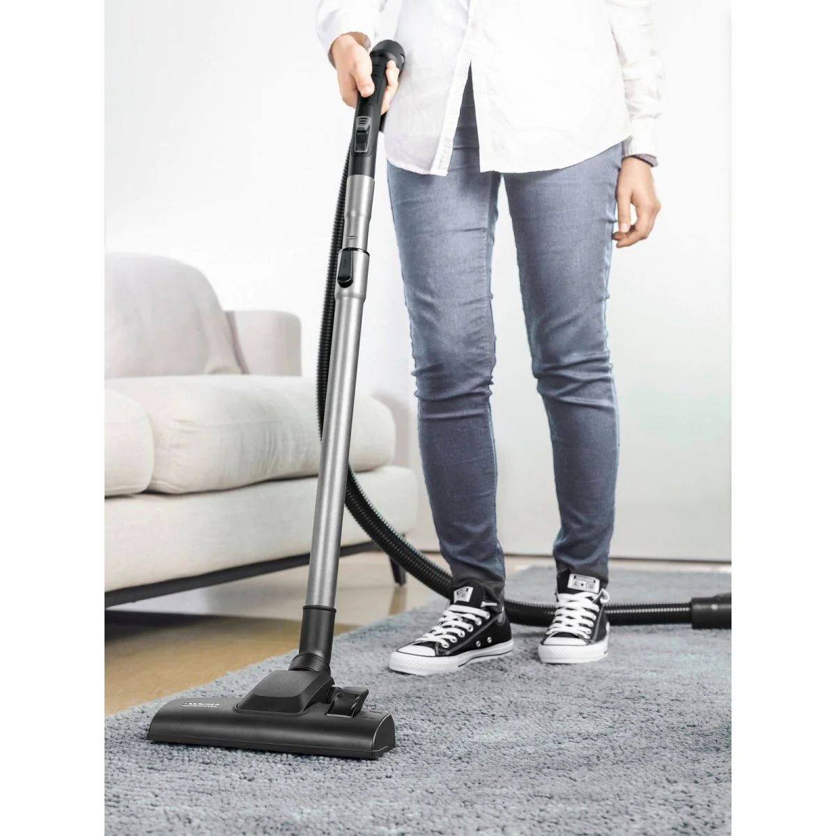 Aspirateur VC 3 2025 avec technologie multicyclonique – Aspiration puissante sans sac et filtre HEPA 12 pour un air plus pur