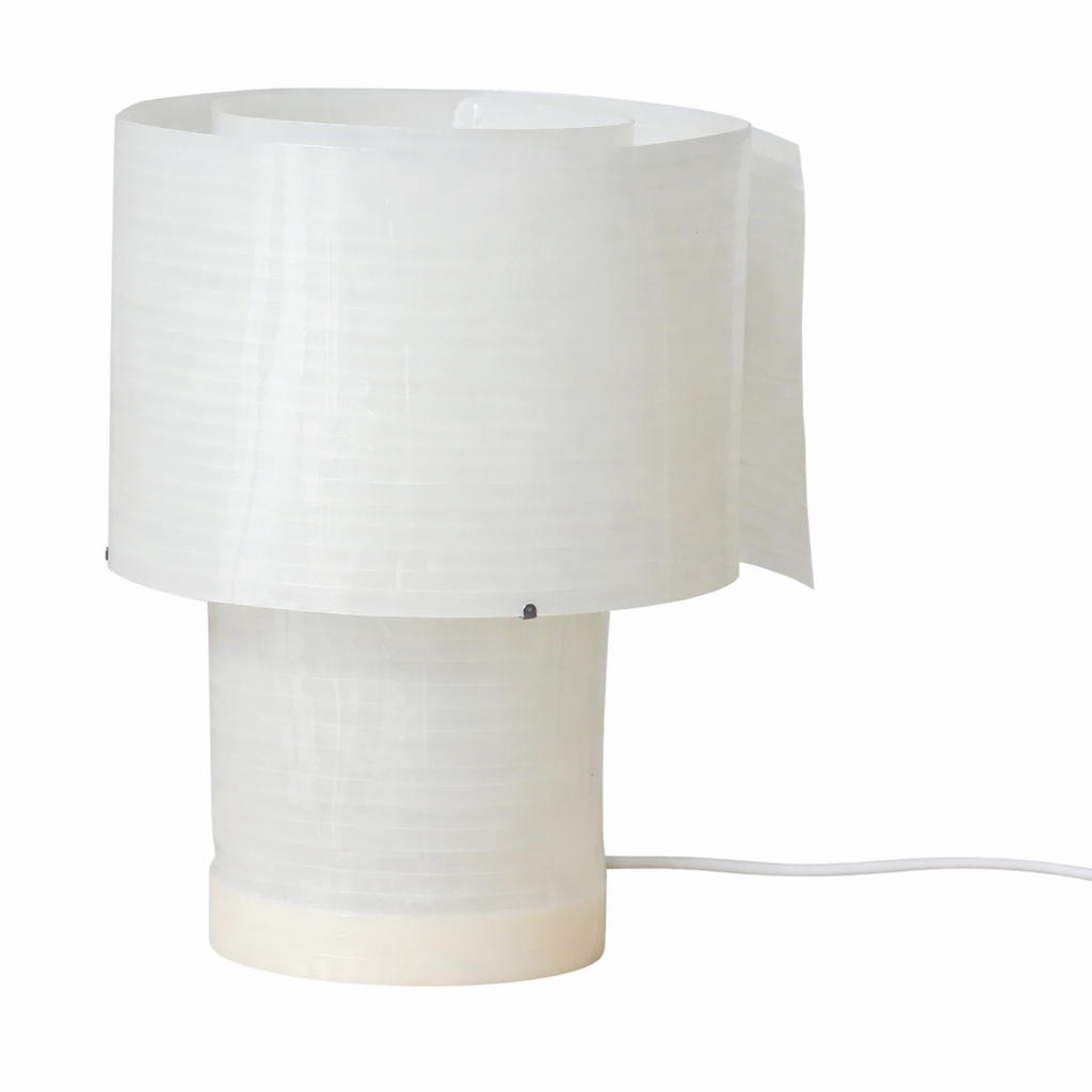 Snegl Scallop Table Lamp - A soft glow with a story from the sea