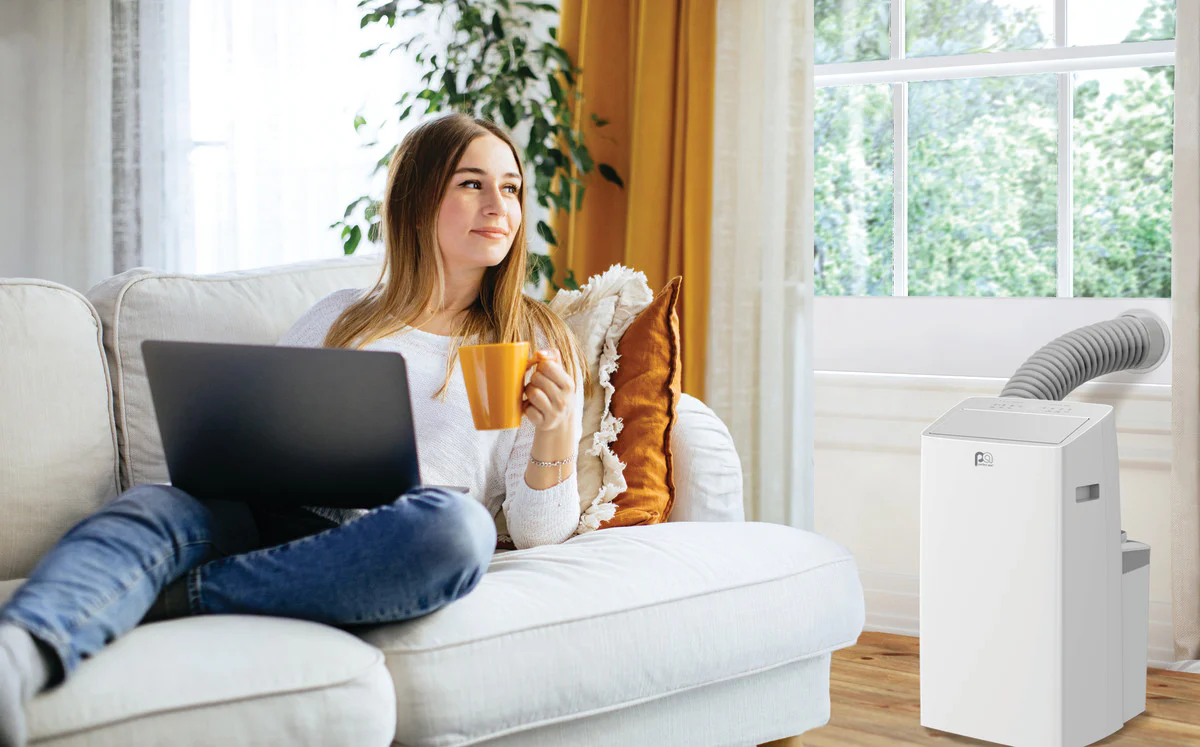 2025 Højeffektiv bærbar klimaanlæg med dobbeltkanal, 14.000 BTU / 8.200 SACC, med varmepumpe og trådløs smart styring