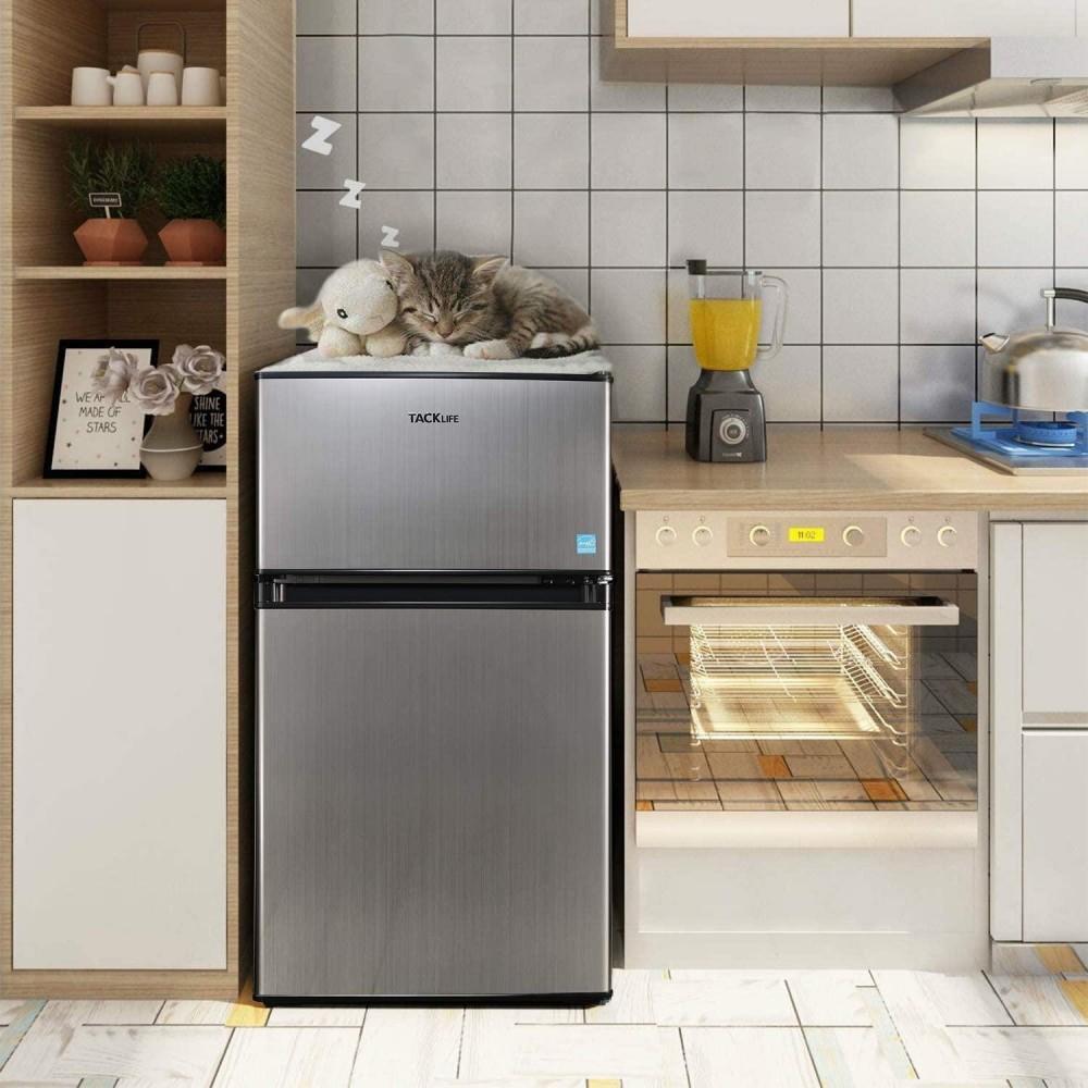 Mini-Kühlschrank mit Gefrierfach, 88 Liter Nutzinhalt, Kompaktkühlschrank mit LED-Beleuchtung, 2 Türen, Mini-Kühlschrank für Schlafzimmer, Büro, Studentenwohnheim, Wohnmobil, Garage, Edelstahl silber - Modell HPVFR310