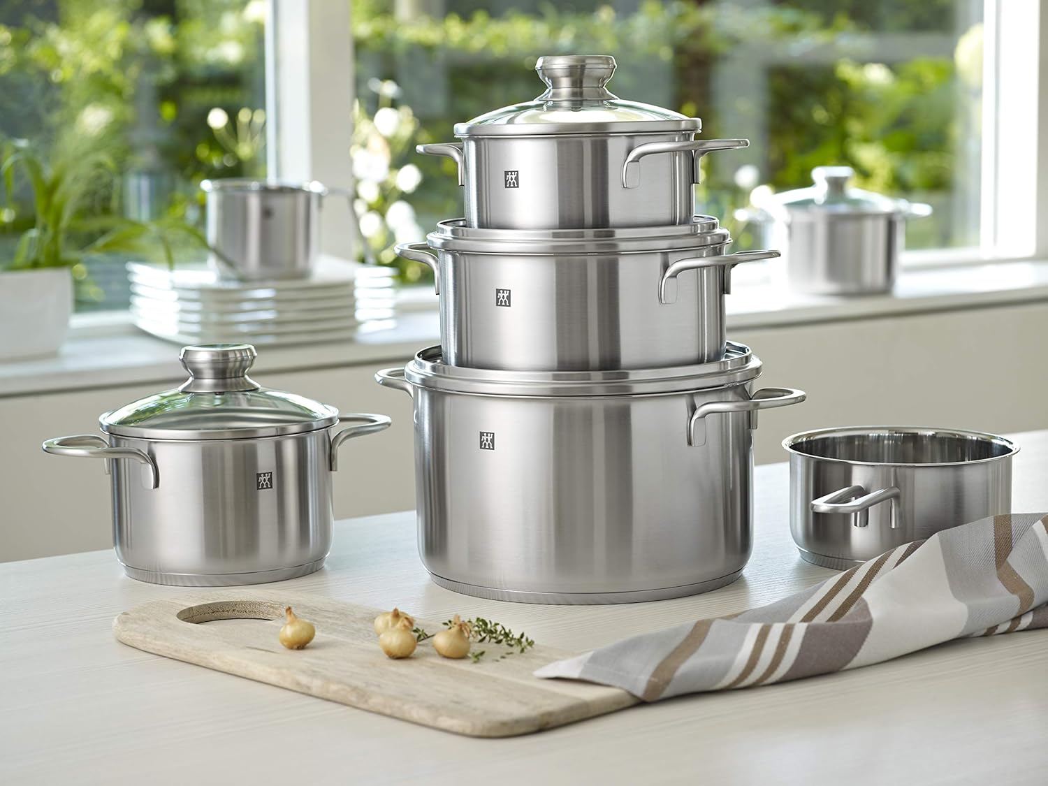 ZWILLING Flow Kochgeschirr-Set, 4 Deckel, induktionsgeeignet, Edelstahl, 5-teiliges Set