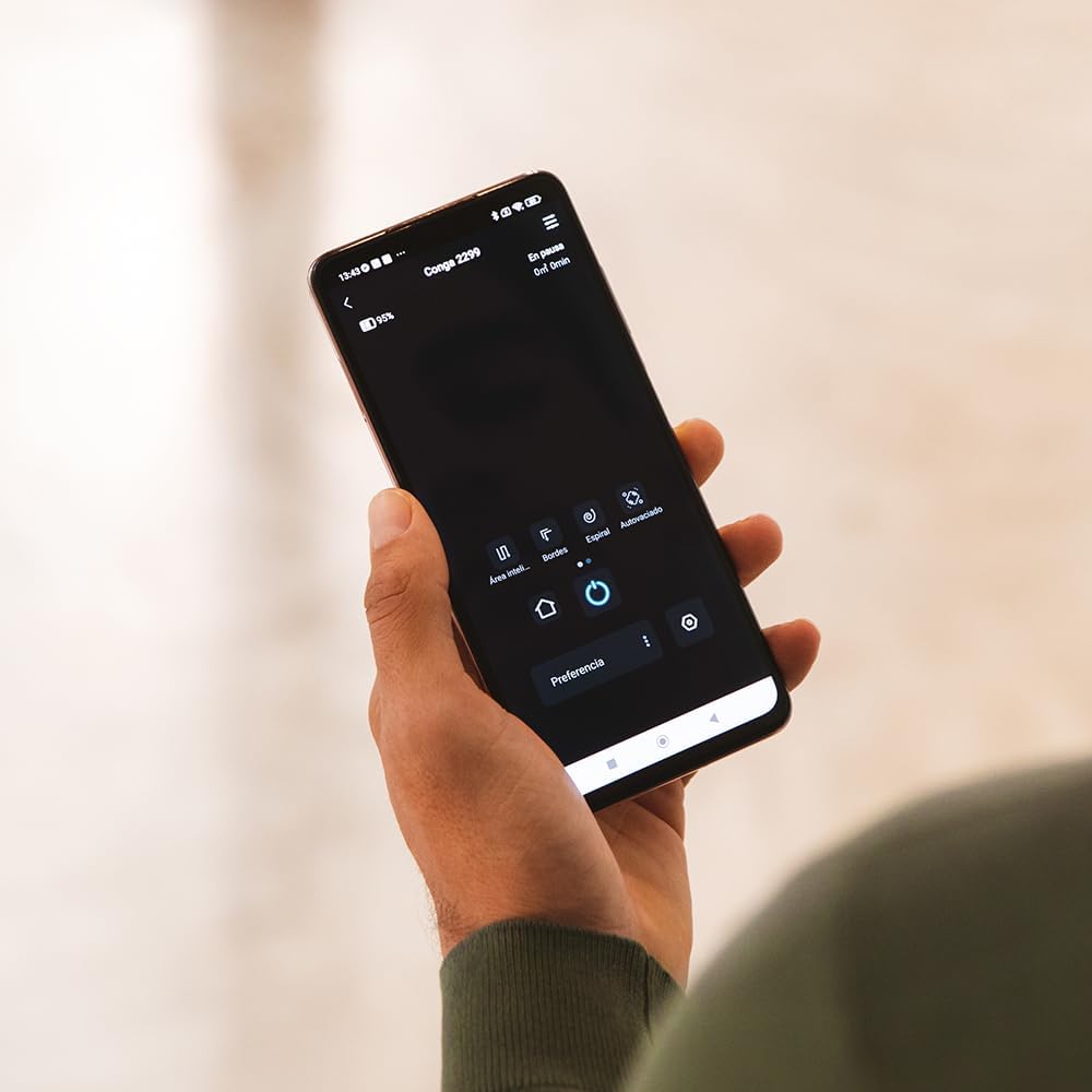 Aspirateur robot Cecotec Conga 999 Map X-Treme avec navigation gyroscopique. Moteur d'aspiration 2000 Pa, 2 brosses latérales, 2 serpillères, autonomie de 120 minutes, application et télécommande.