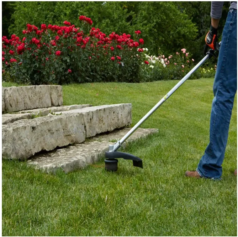 Débroussailleuse thermique à poignée droite ECHO SRM-225. 2 temps. 21,2 cm³