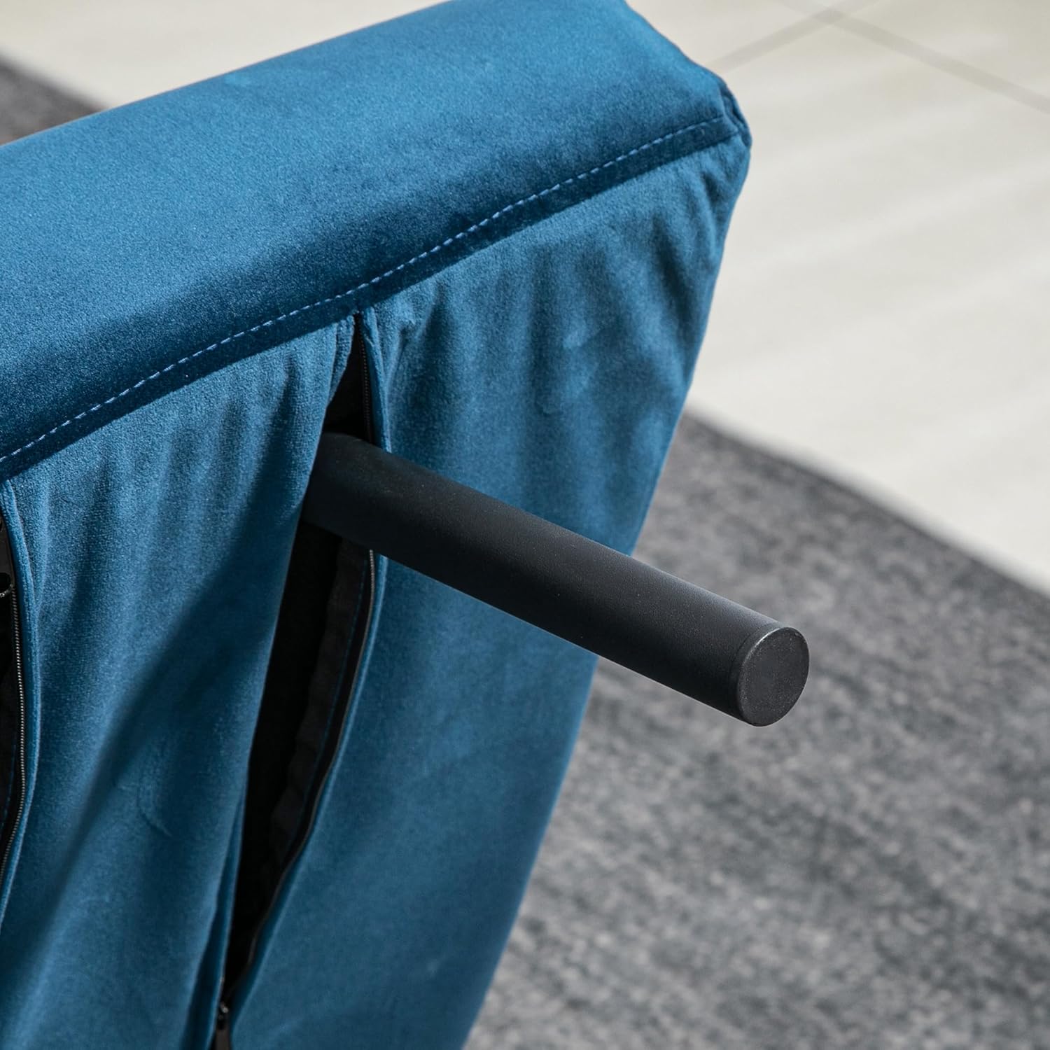 HOMCOM Schlafsofa, 2-Sitzer, Klappsofa, Samtbezug, 5-fach verstellbare Rückenlehne und gepolsterte Kissen, für Büro, Schlafzimmer, Wohnzimmer, 102 x 73 x 81 cm, Beige