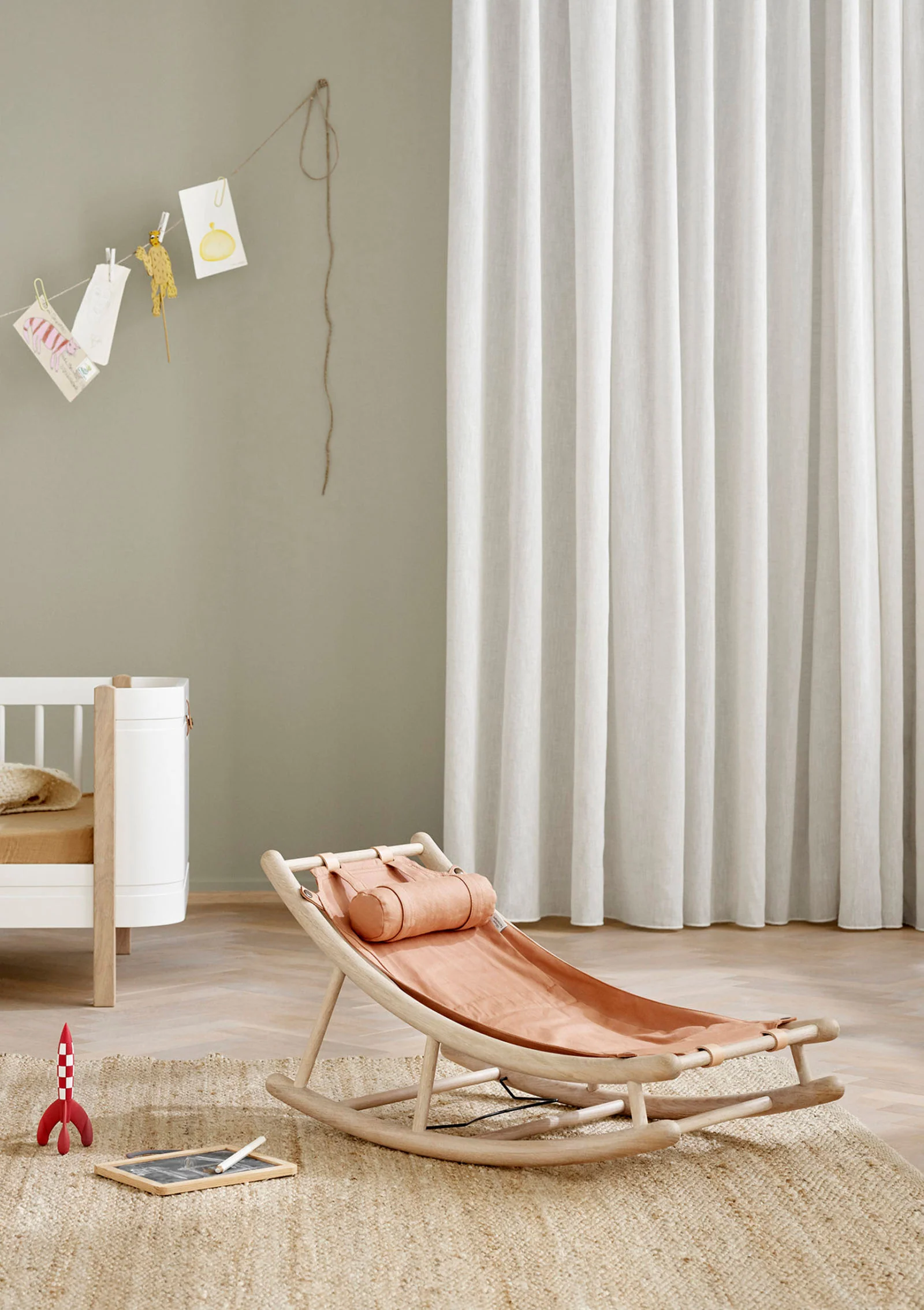 2025 Hængekøje til småbørn 'Træ' Eg/Karamel