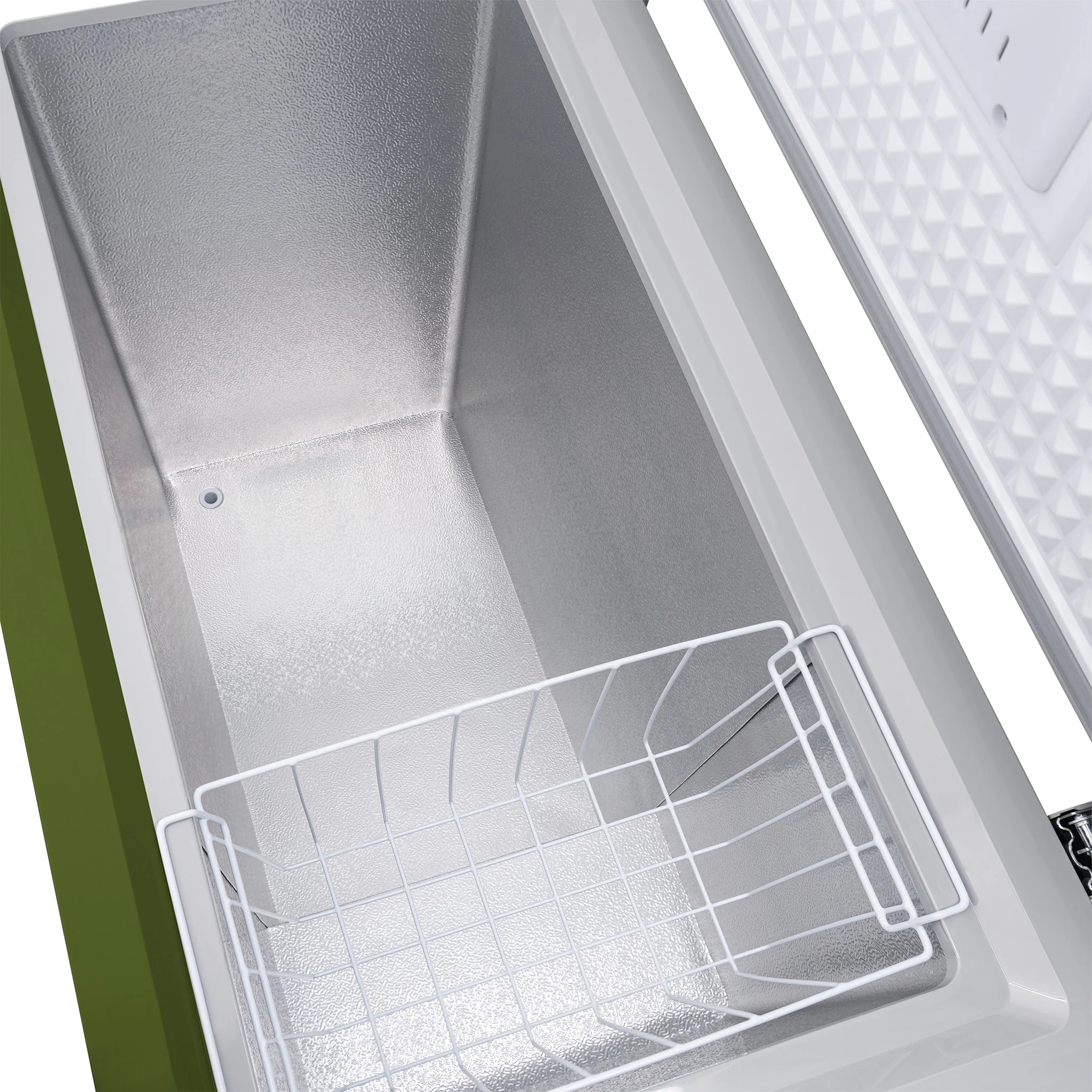 2025 Newair kompakt opretstående fryser – 6,7 cu ft – Militærgrøn