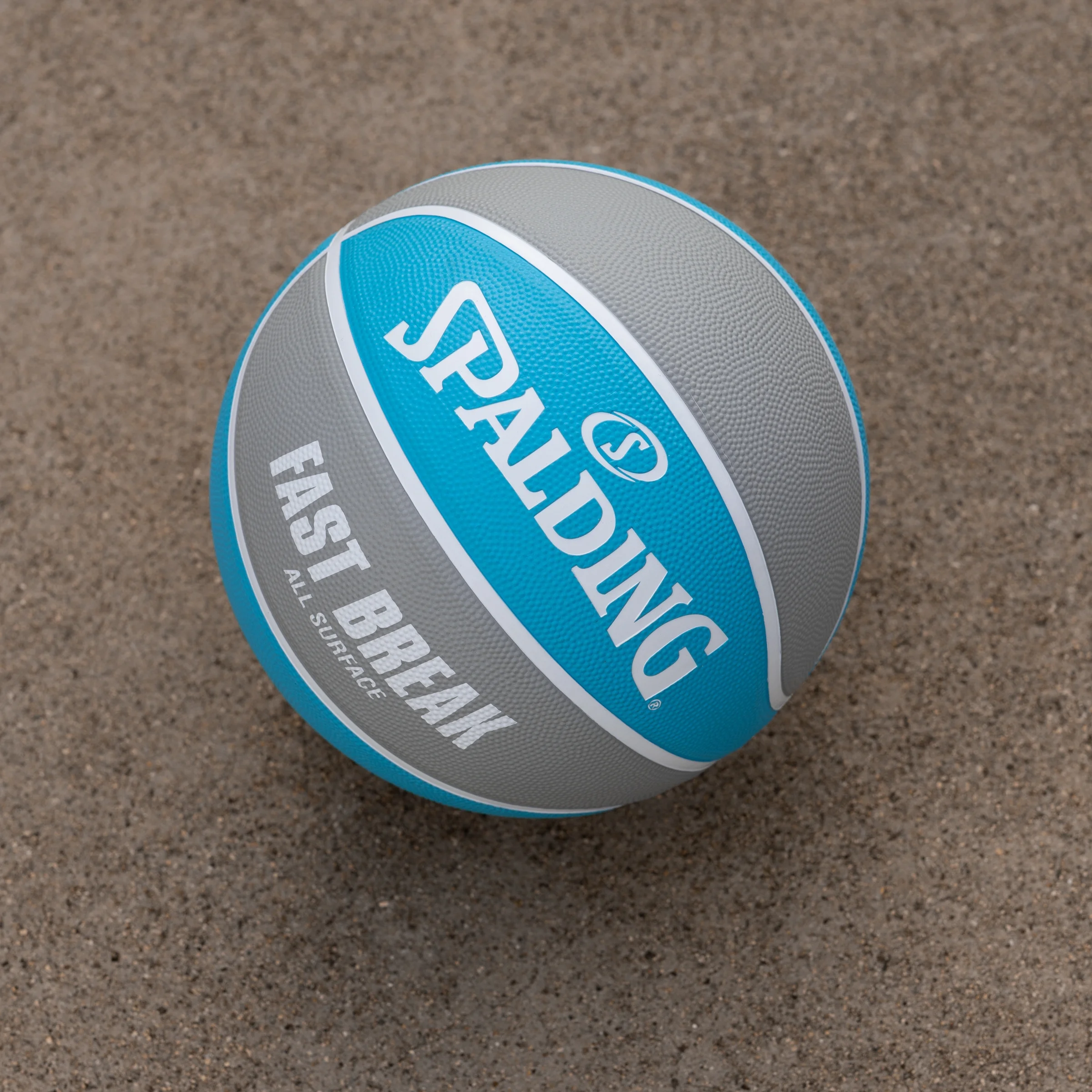 2025 Spalding 54-tommer bærbar basketballkurv – Ubrydelig polycarbonatbagplade. ExactaHeight-system og Pro Slam-kant – Udendørs leg