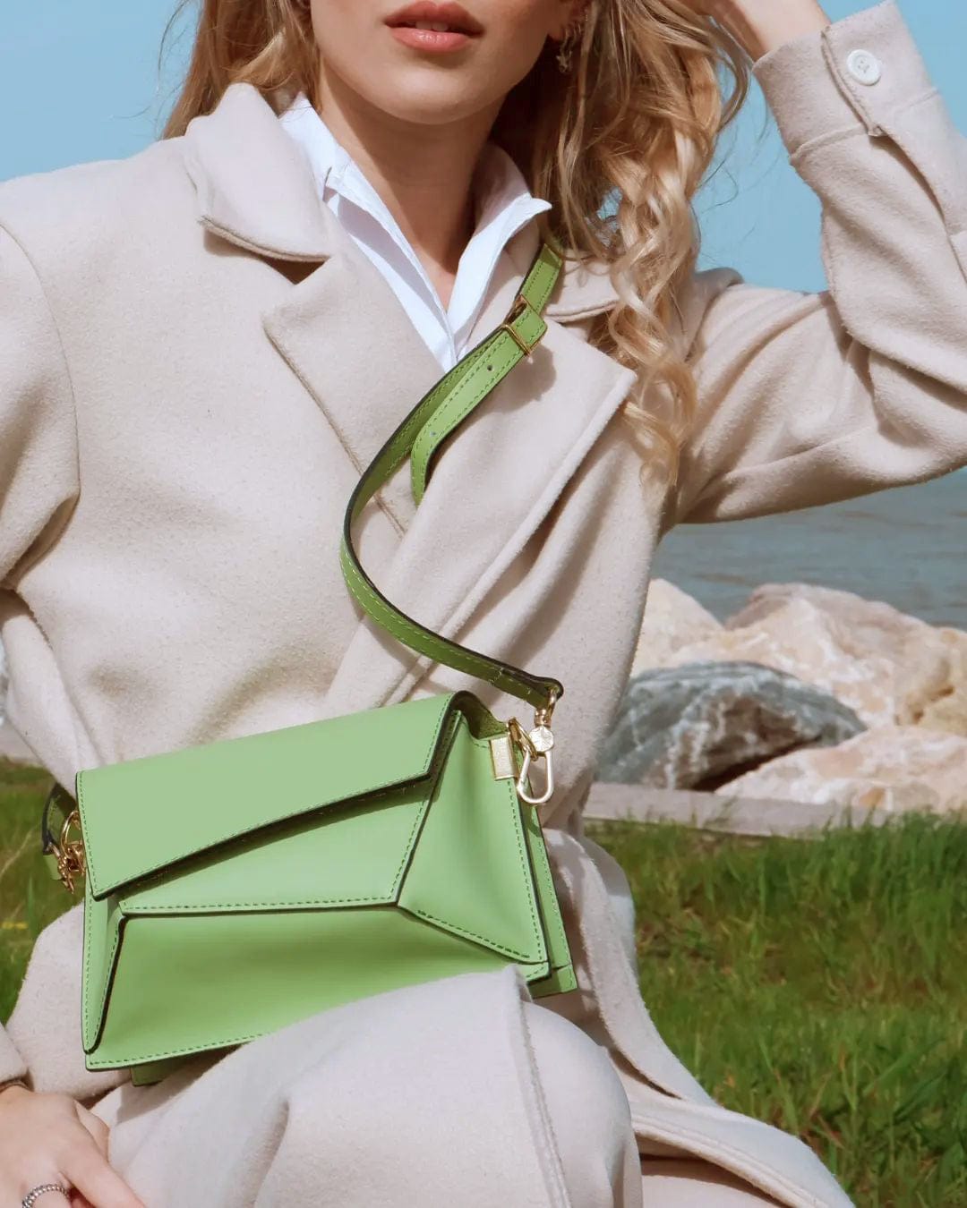 TL Bag - Leather shoulder bag  | TL142253