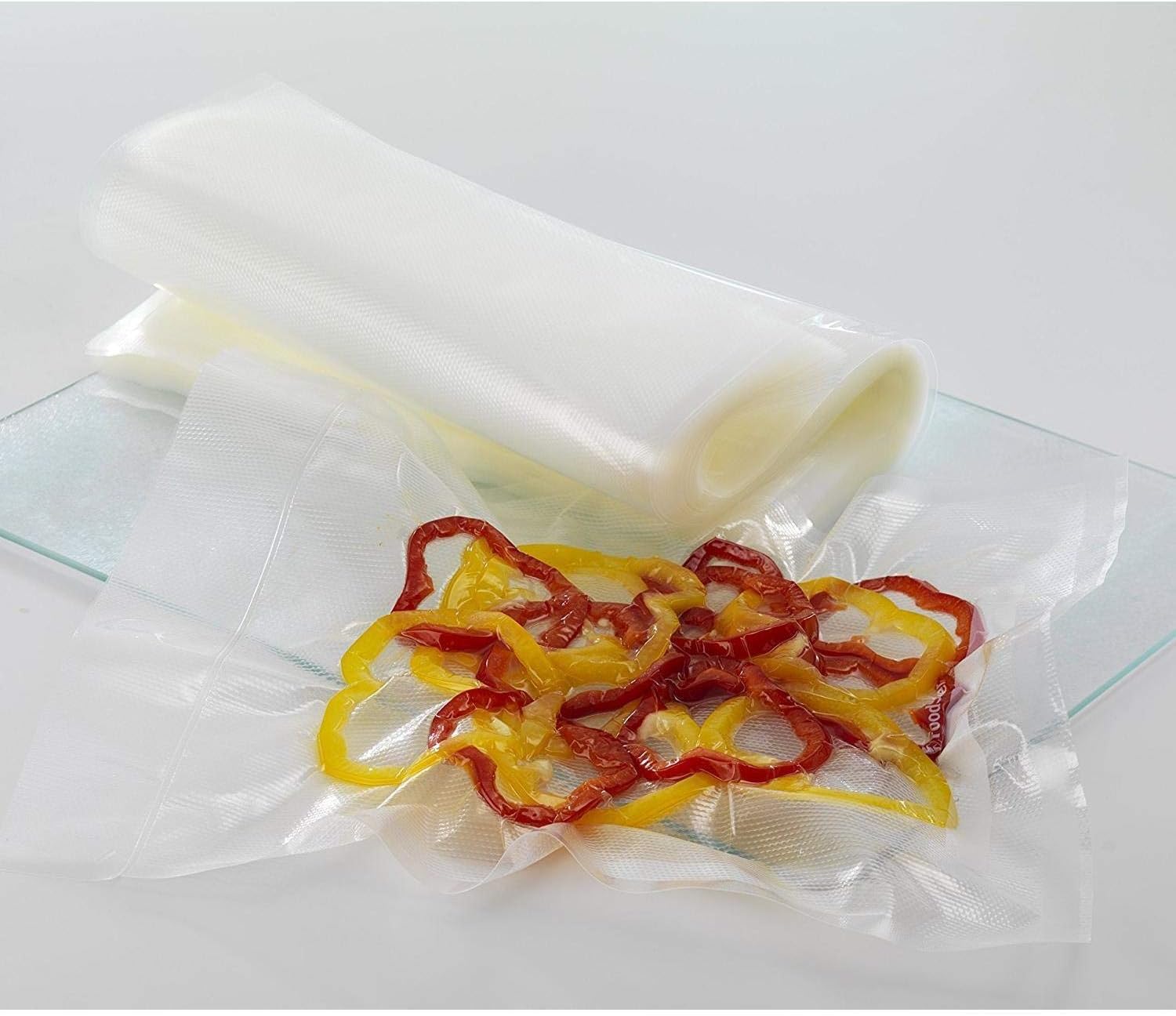 FoodSaver Elite All-in-One Vakuumiergerät für Flüssigkeiten und mehr | Lebensmittel bis zu 5x frischer* | Flüssigkeitsvakuumierung | 1 Rolle (28 x 244 cm) und 4 Vakuumbeutel (3,78 l & 3,78 l)