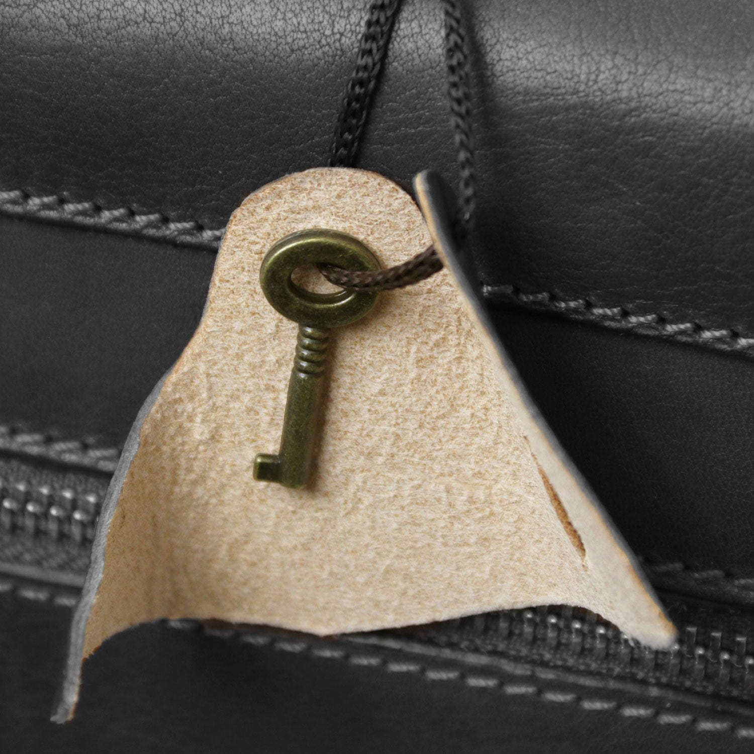 Cremona - 3 compartment matte leather briefcase | TL142448