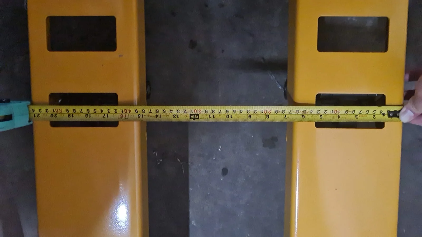 2025 Aiko Ultra-Flat Manuel Pallevogn, 2,5 tons. 540 x 900 mm. Enkelt nylonhjul | Model: PT-W2.5N-540/900