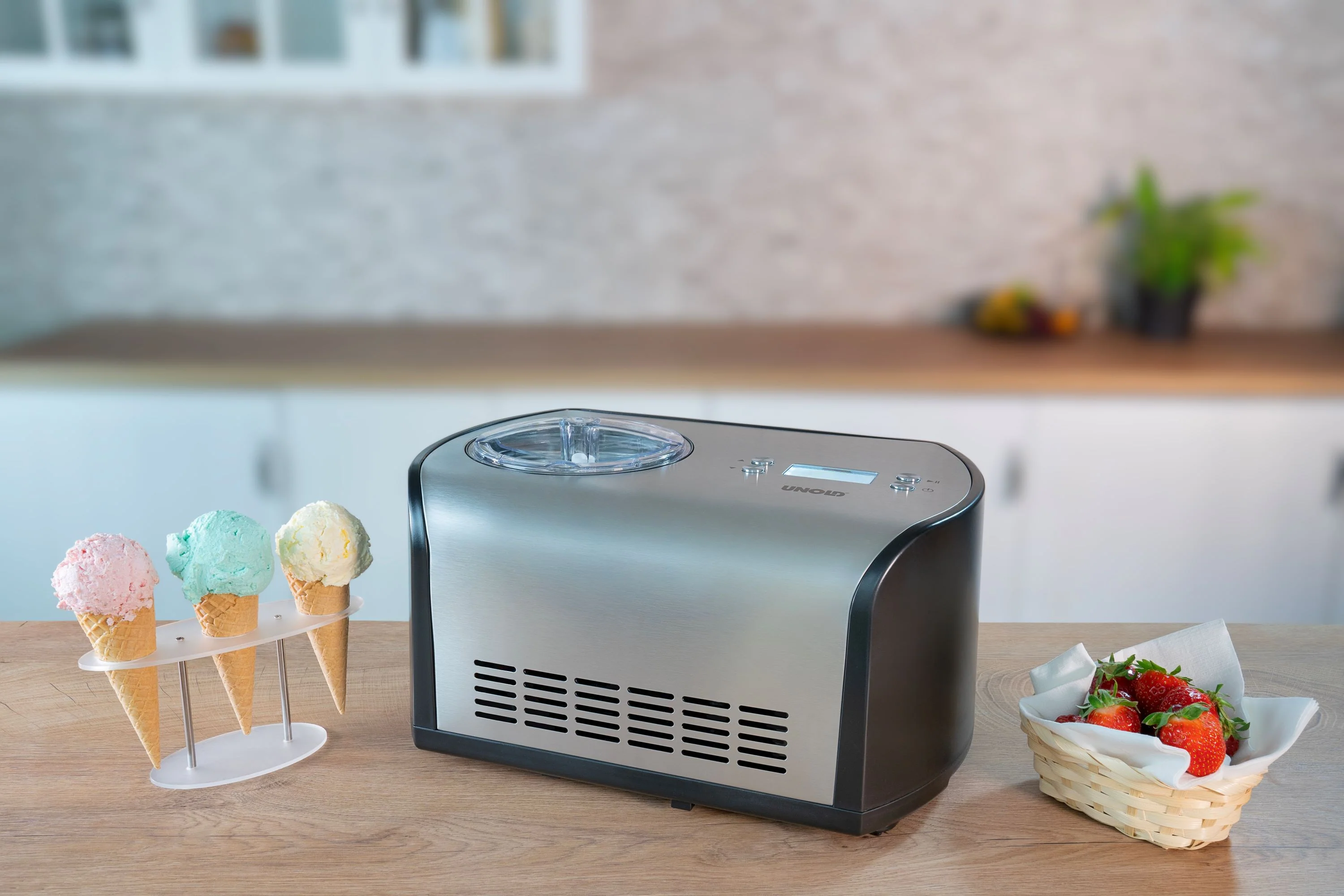 2025 Ein Eiswürfelbereiter 1,2 l