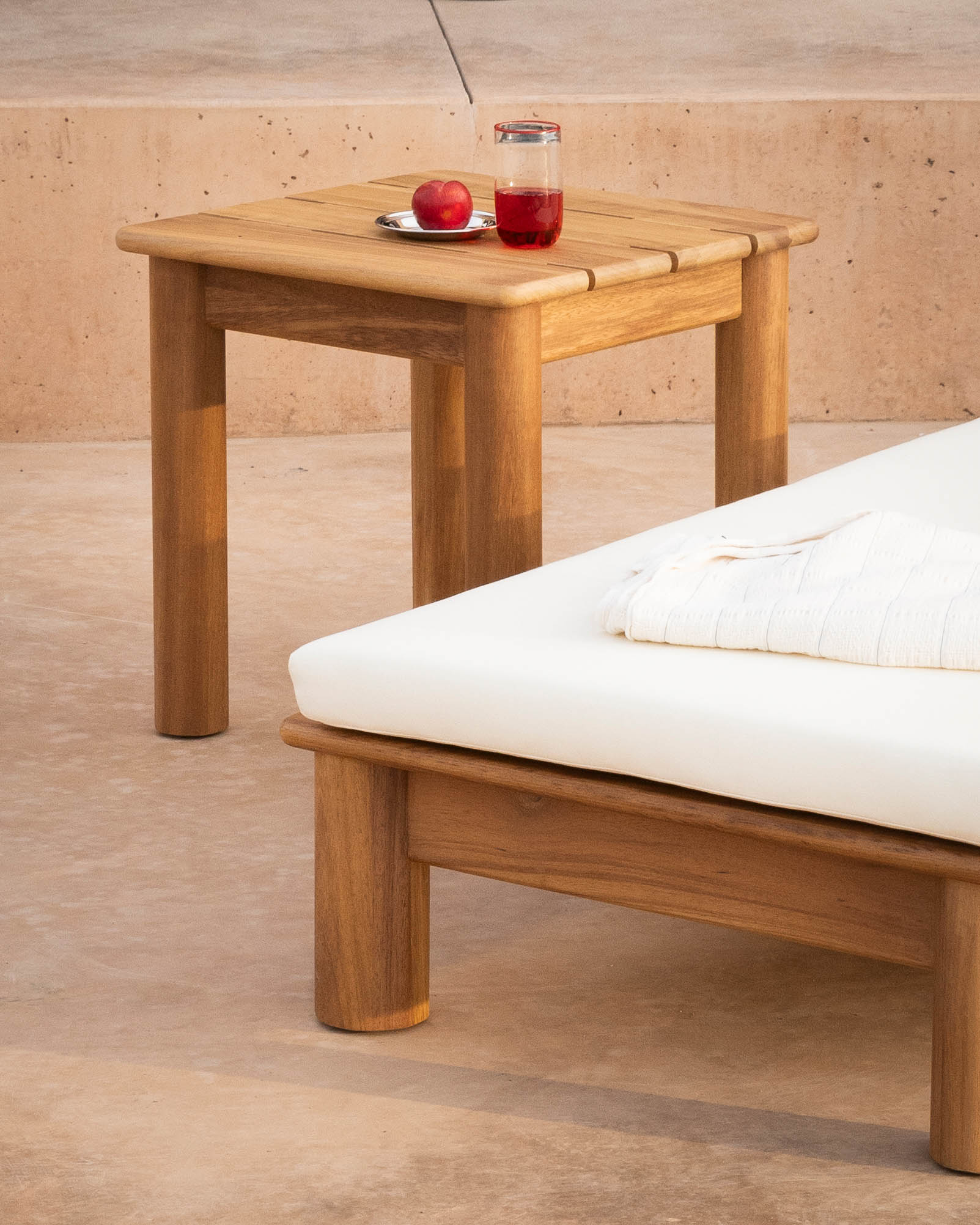 Raggio Beistelltisch für den Außenbereich