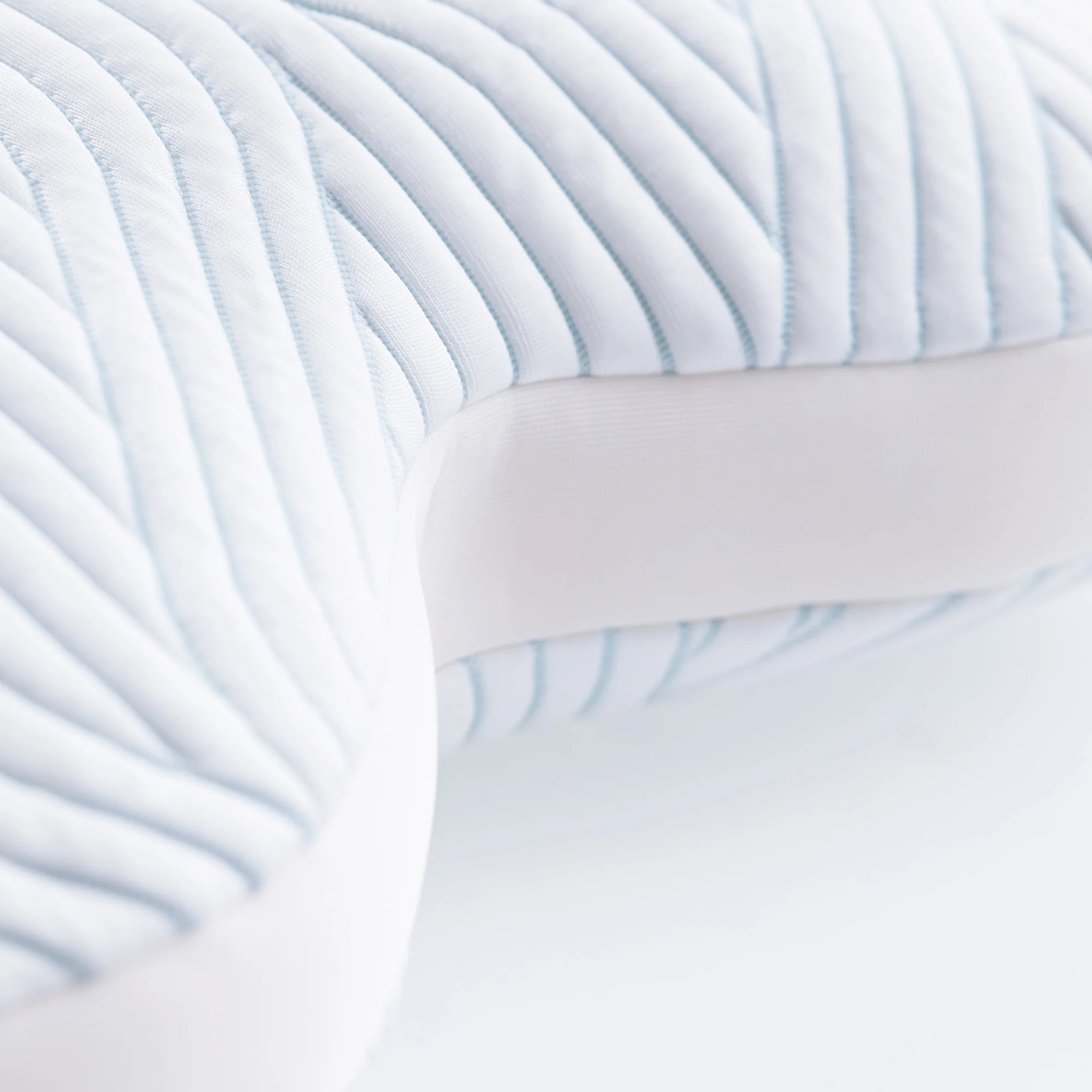 2025 TEMPUR Allround-Kissen – Optimiert für Bauch-, Seiten- und Rückenschläfer – Mit SmartCool-Technologie und hochwertigen Mikrofasern – Größen: 60 x 50 cm / 56 x 48 cm