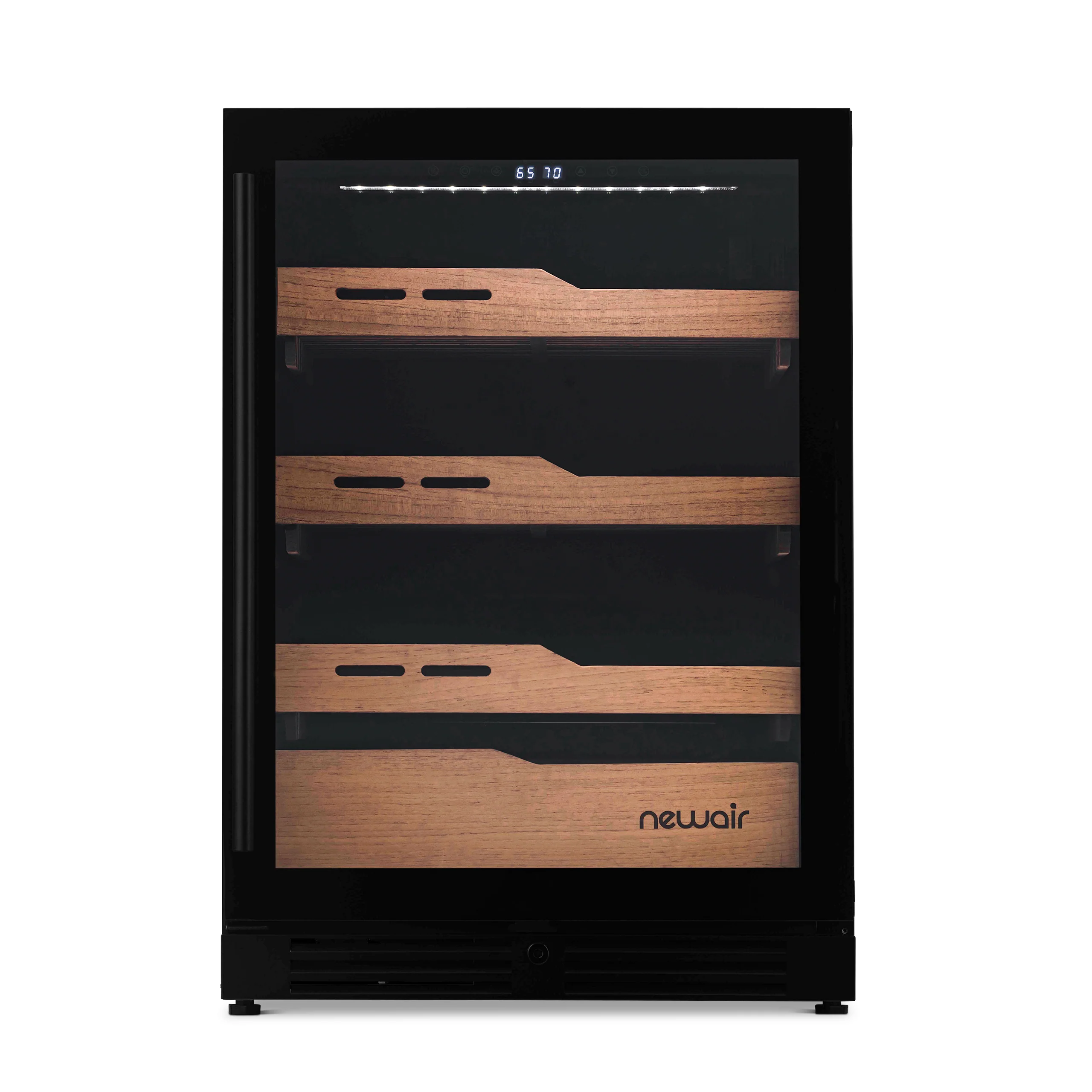 Cave à cigares électrique Newair® 2025. Capacité : 1 500 cigares. Encastrable ou sur pied.