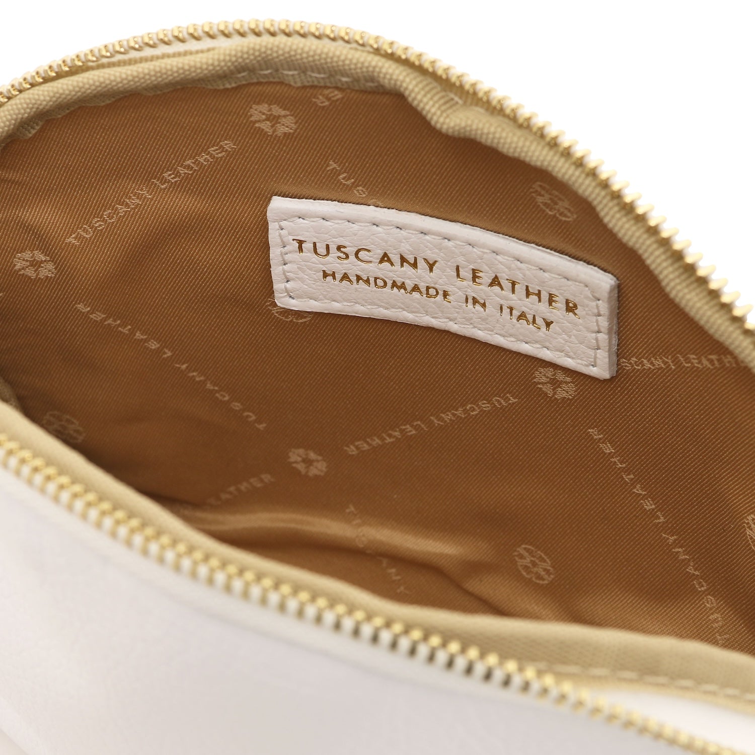 Vera - Soft leather toiletry case | TL142438