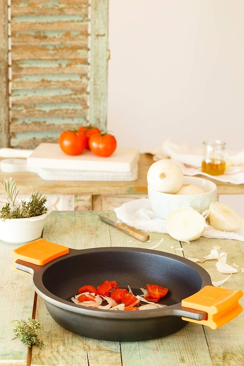 BRA Effizientes 9-teiliges Antihaft-Kochgeschirr-Set aus Aluminiumguss, geeignet für alle Herdarten und Induktion (Besteht aus 4 Töpfen und 1 Topf + 4 Deckeln)