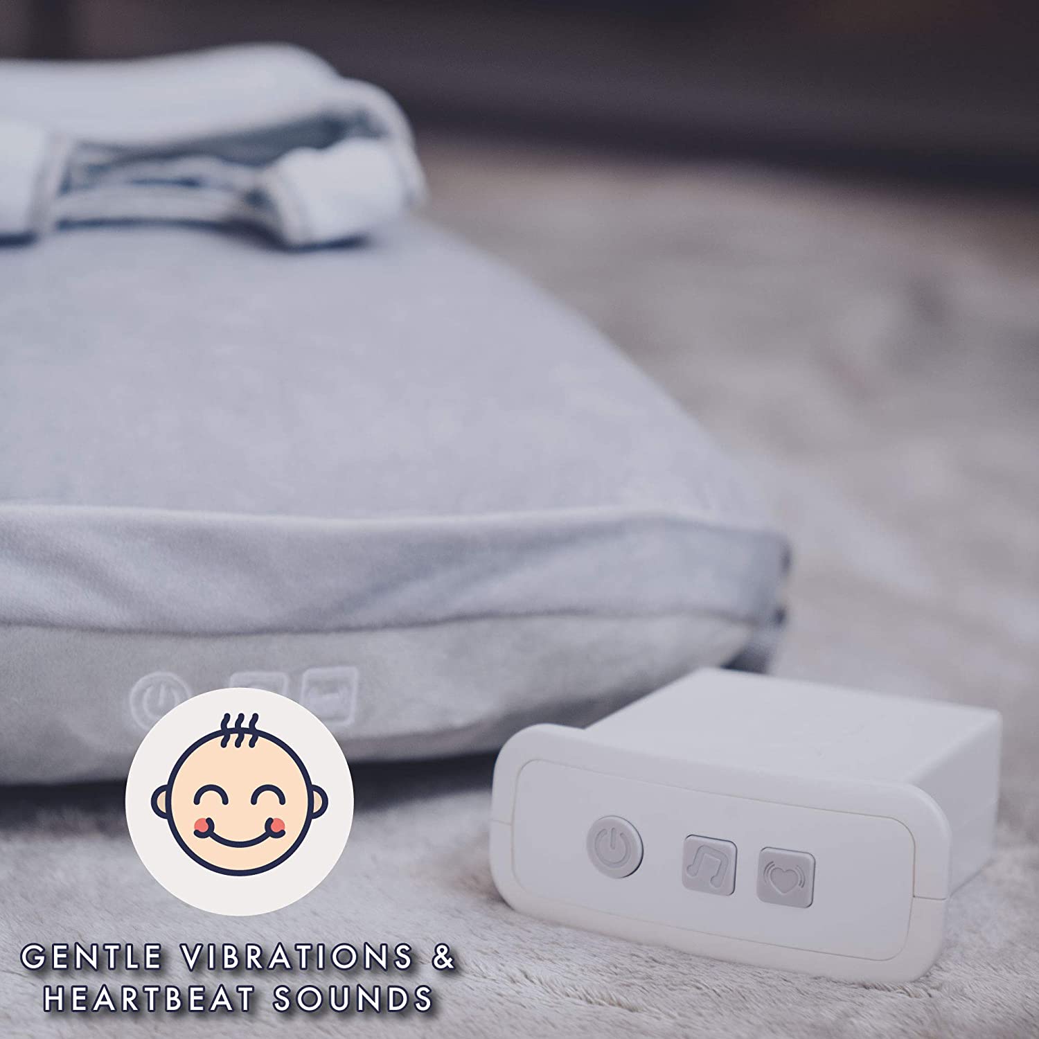Das neue Babocush Komfortkissen für Neugeborene mit sanfter Vibration und Herzschlaggeräusch beugt Koliken vor, lindert Blähungen und Reflux und fördert die Bauchlage.