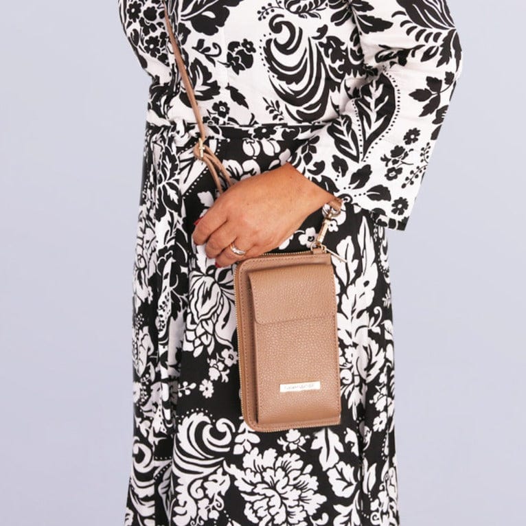 TL Bag - Leather wallet with strap - phone wallet | TL142323