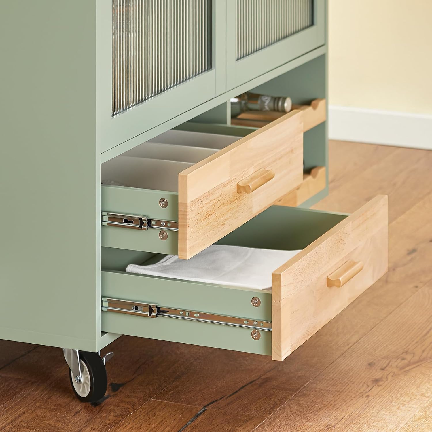 SoBuy FSB81-GR Küchenbuffet mit Mikrowellenfunktion für Esszimmer, Eingangsbereich und Wohnzimmer, mit 2 Türen, 2 Schubladen und 1 offenem Fach, Grün, 120 x 40 x 90 cm, EN