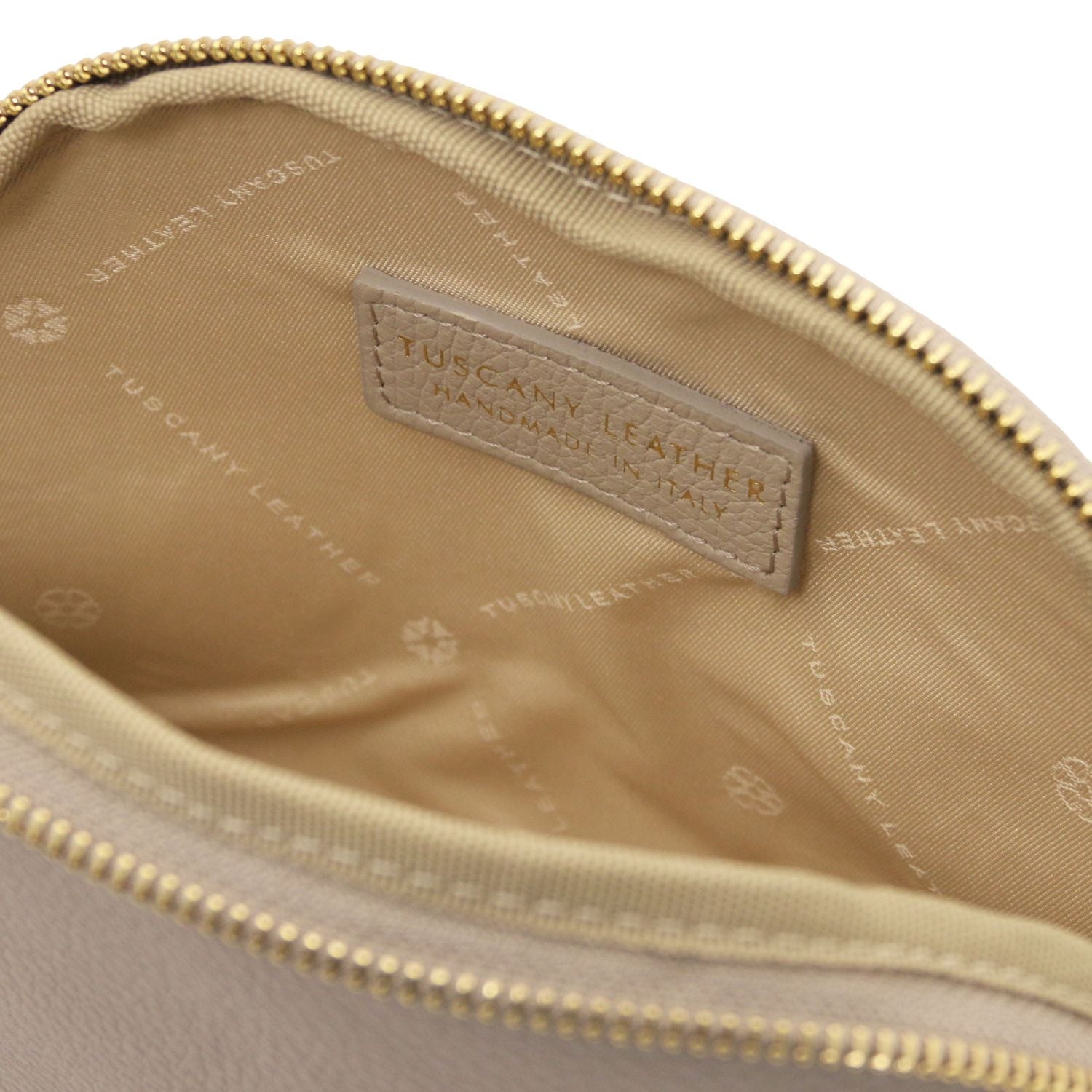 Vera - Soft leather toiletry case | TL142438