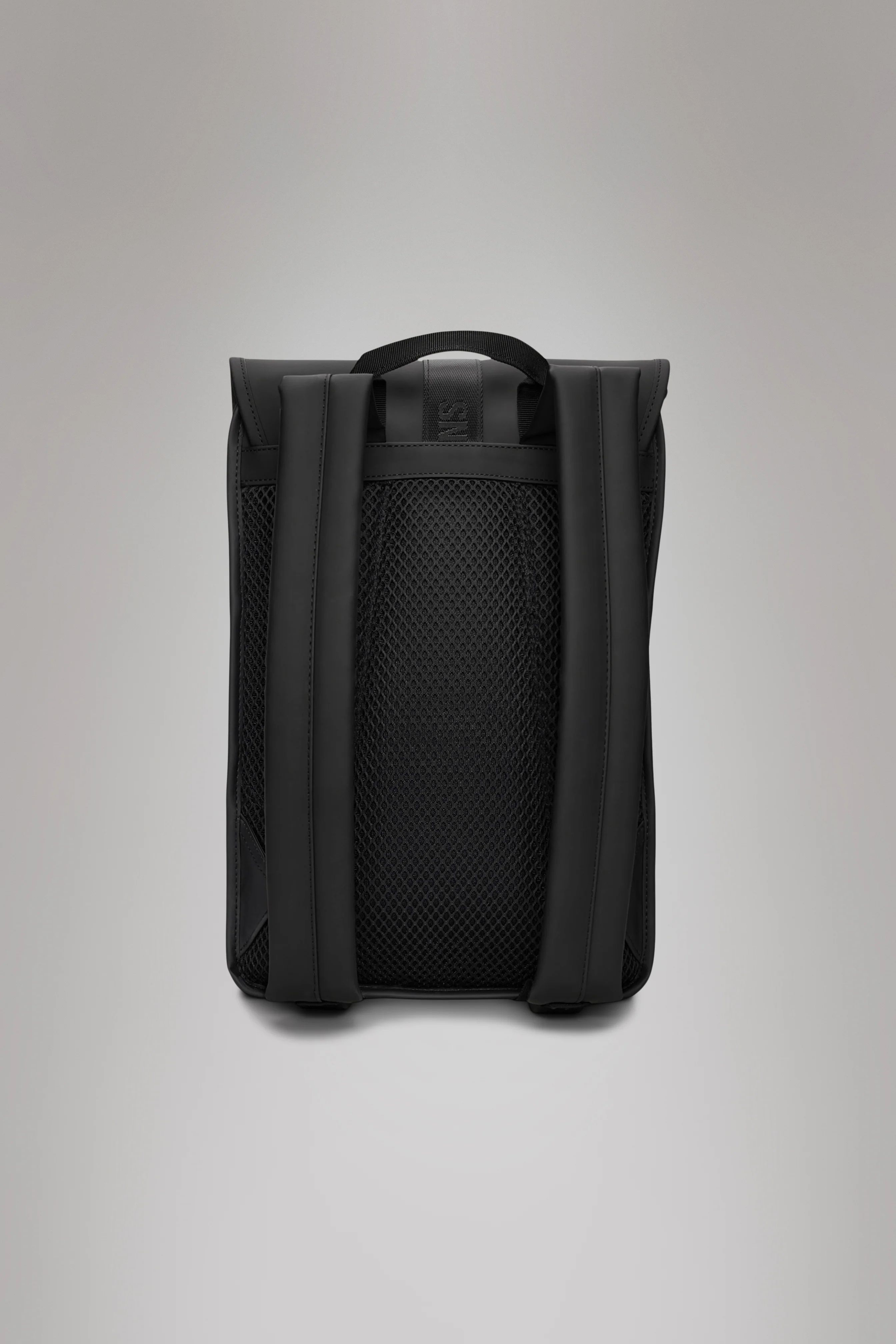 2025 Trail Backpack Mini – Vandafvisende dagrygsæk (15) med klap og gummispænde – PU-stof – Polstret laptoprum