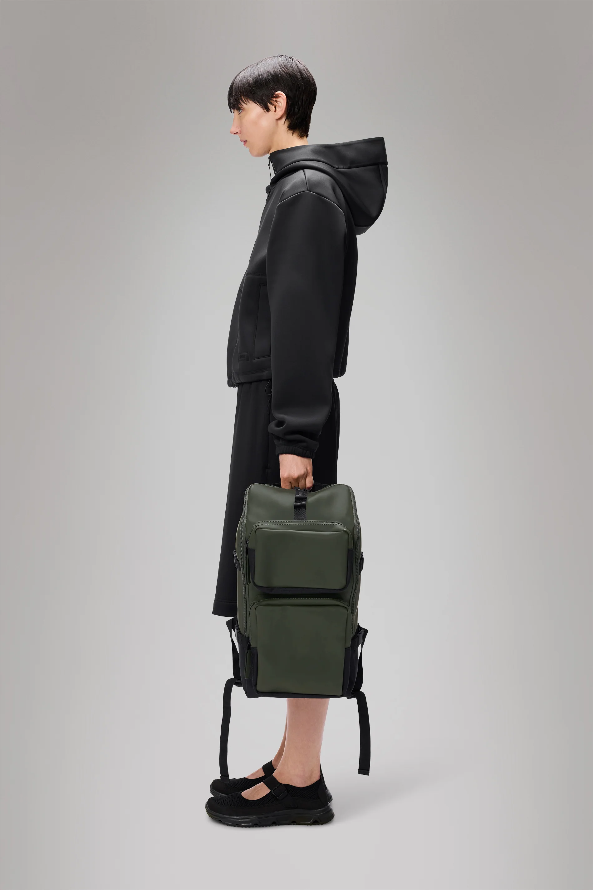 2025 Trail Cargo-rygsæk – Alsidig og holdbar rygsæk med 13-tommer laptoprum og ekstra udvendige lommer. Lavet af vandtæt PU-stof.