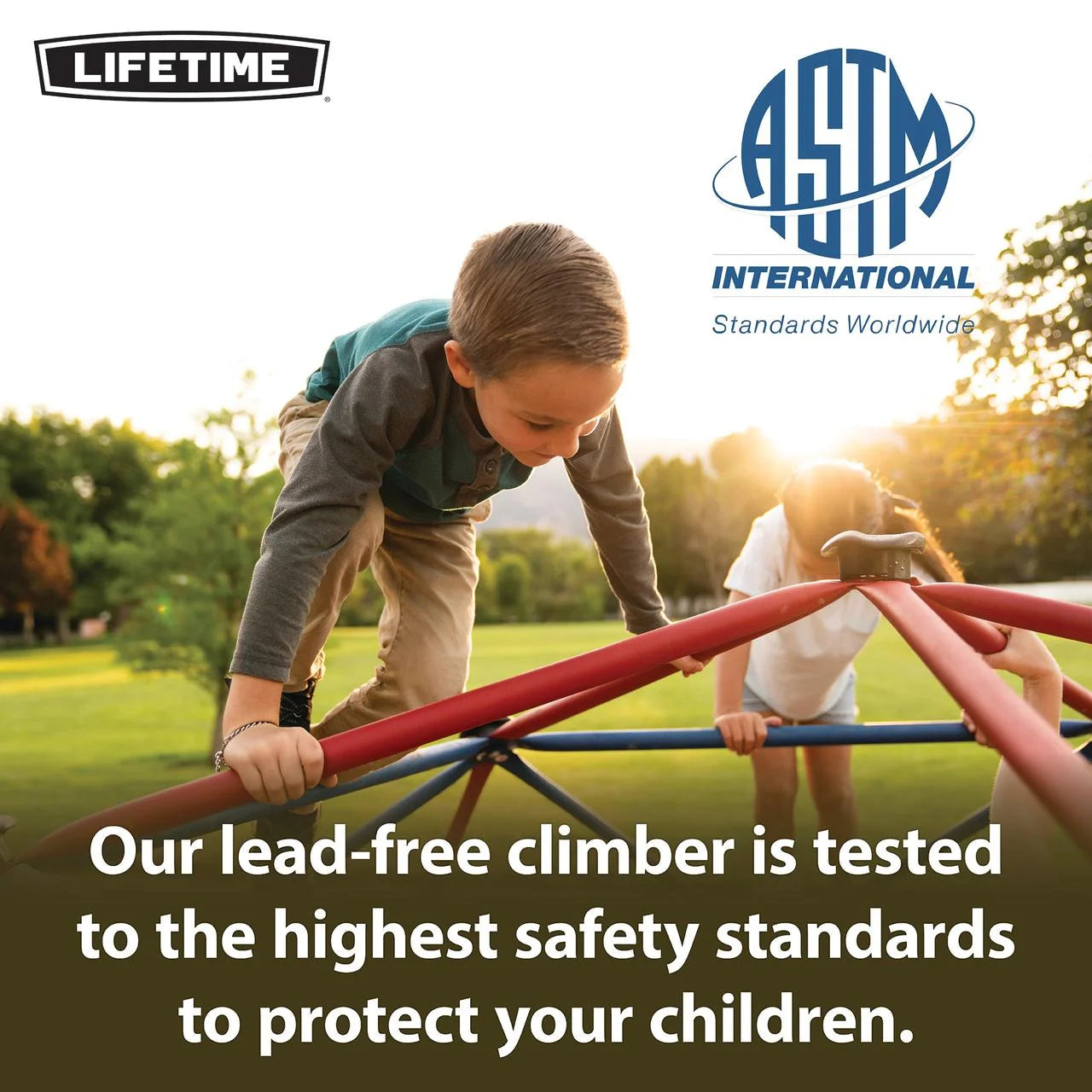 Dôme d'escalade d'extérieur pour enfants Lifetime, 1,5 m de hauteur x 3 m de largeur, rouge et bleu (101301)