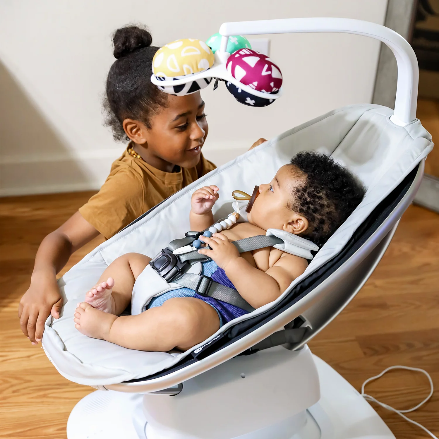 2025 mamaRoo® Multi-Motion Babyschaukel®