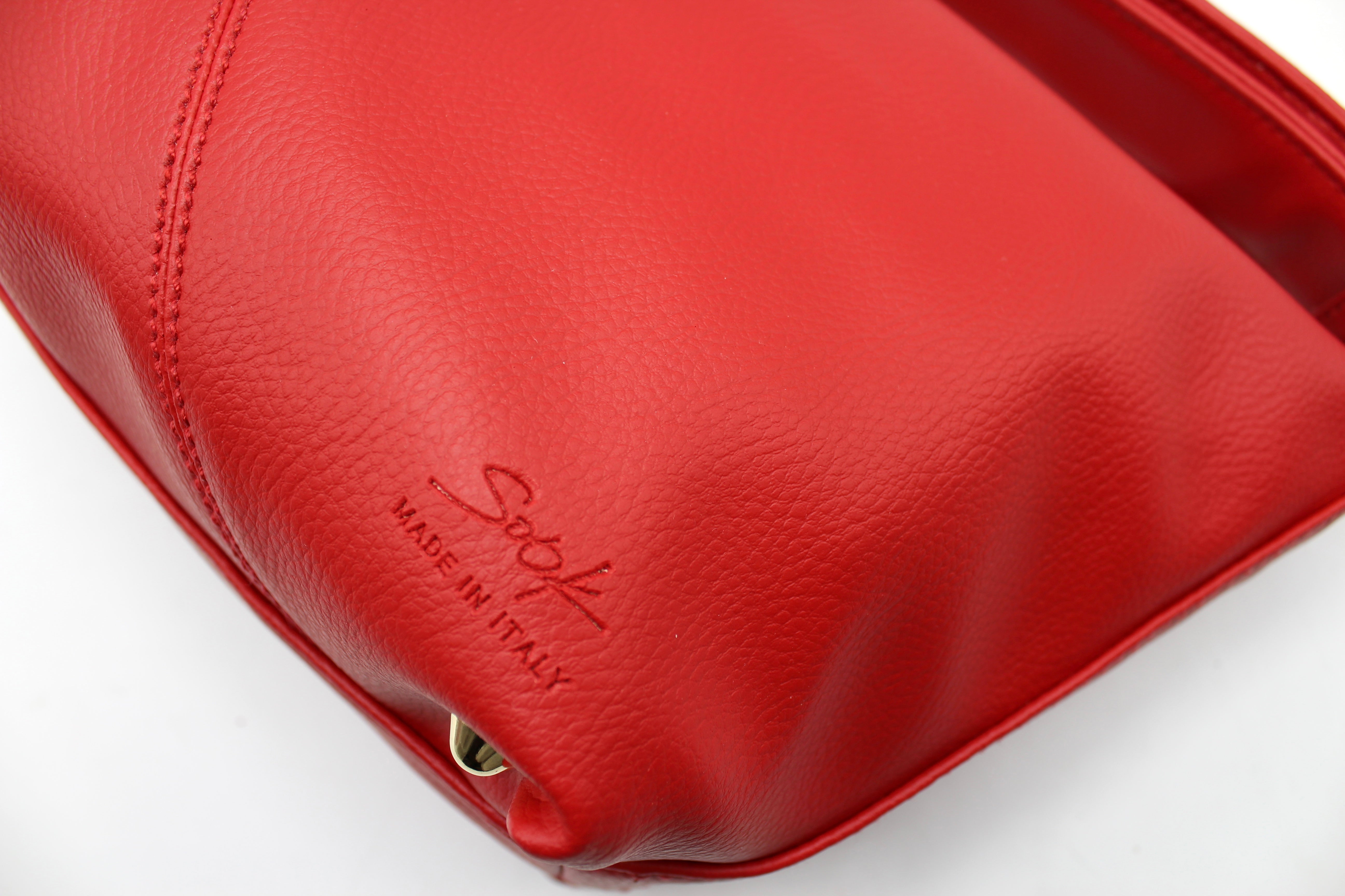 Evy - Vegan Cactus Leather Shoulder Bag - Red