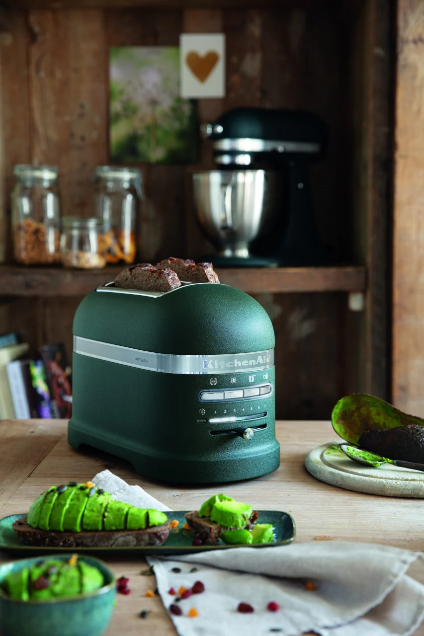 2025 KitchenAid 5KMT2204 Artisan-brødrister med 2 riller