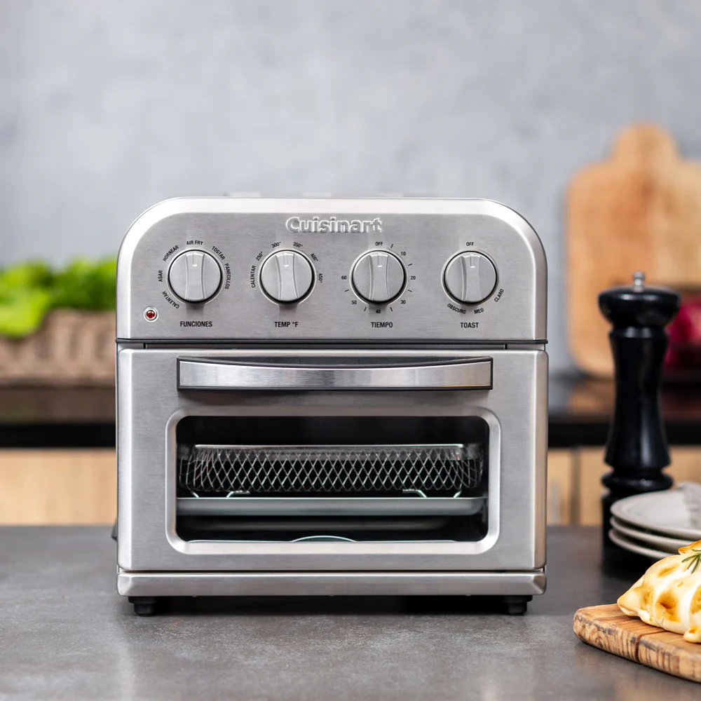 2025 Cuisinart® TOA-28 6-in-1 Kompaktofen, Toaster und Heißluftfritteuse