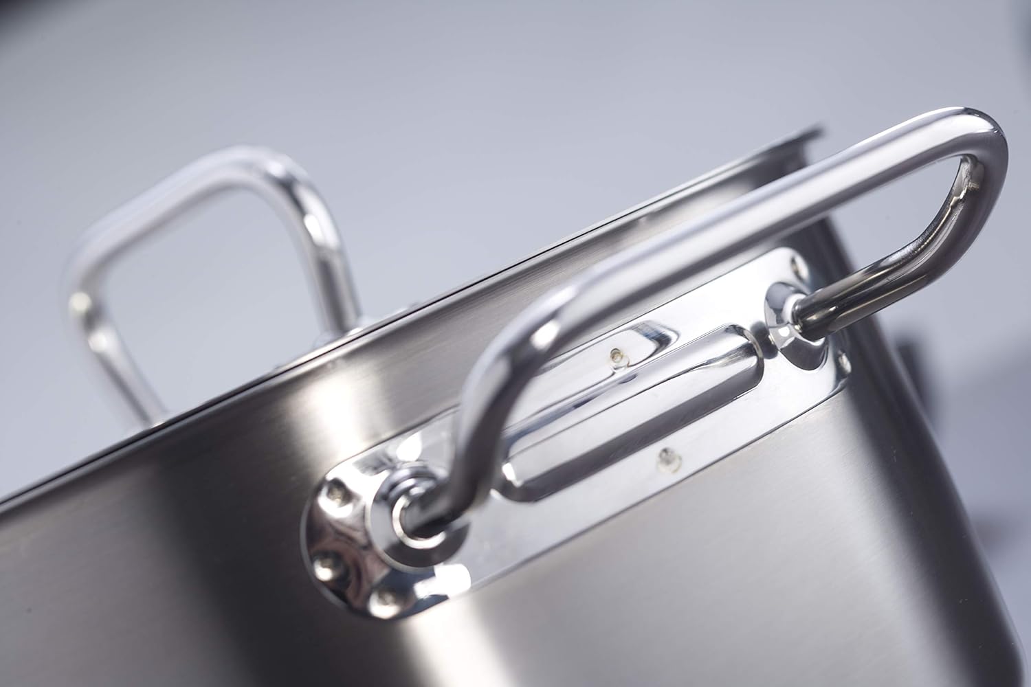 ZWILLING 5-teiliges Kochgeschirr-Set, 4 Deckel, induktionsgeeignet, Edelstahl, Farbe: Passion, Hellgrau, Durchmesser: 16 cm, 20 cm, 24 cm, 28 cm